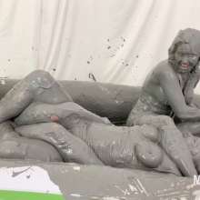 Messygirl: New Messygirl Download: Zoey's Sister Makes Her Debut