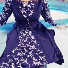MadelineOasis: A 1940's Hollywood Style Retro Dress in a Pool
