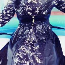 MadelineOasis: A 1940's Hollywood Style Retro Dress in a Pool
