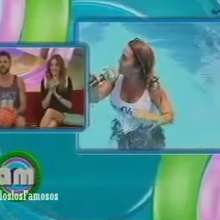 mad_mick_at: Reporter jumps in the pool