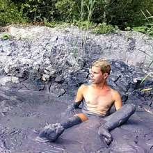 Clifford Anderton: New Mud Volcano Fun!