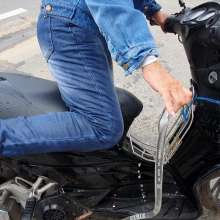 Wet_look_elena: Washing My Scooter
