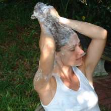 forklift86: Shampoo into dry hair Shannon and Tina