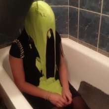 Top Messy Girls: A Large Bucket of Slime in Clothes