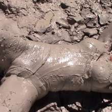 FOXY: New video with Angela in mud