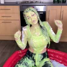 TheGungeZone: Gabriella's Messy Gunge and Custard Fun