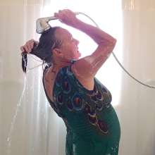 SPLOSH ART: Green Dress Shower