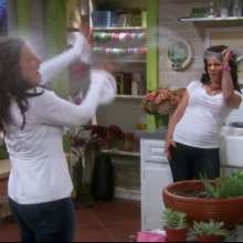 mad_mick_at: Fran Drescher in two messy fights (from "Happily Divorced"-tv-series)