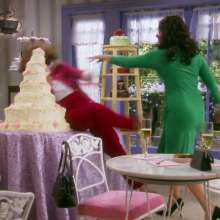 mad_mick_at: Fran Drescher in two messy fights (from "Happily Divorced"-tv-series)