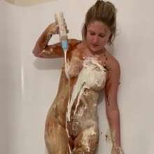 FunFilled Photography: Lexi's Nude Self-wam Video!