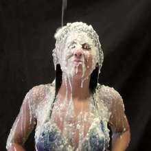 RevSlymsford: Messy Jessie Covers Topless Dede In Porridge