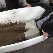 WamtasticUK: Nathan Gives Customer James the Full Mud Spa Treatment