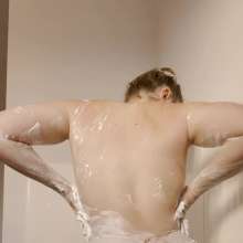 WAMfuns Messy Forfeits: Queen Peach's Foamy Fun