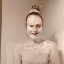 WAMfuns Messy Forfeits: Queen Peach's Foamy Fun