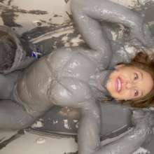 Alana SexyMessyBabes: Roxanne Mud Bath