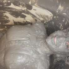 Alana SexyMessyBabes: Roxanne Mud Bath