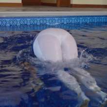 DMarieAllWet: Swimming in White Yoga Pants, Tee Shirt, and Tennis