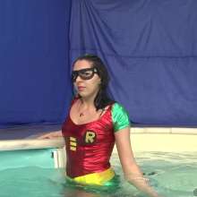 wamtec: Wetlook Cosplay--Superhero Robin