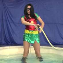 wamtec: Wetlook Cosplay--Superhero Robin