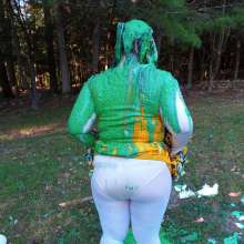 JD and Messy Andi: Today's sploshing adventure!