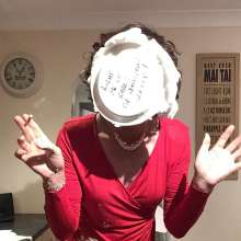 SmokySharon: Personalised pie message on plate