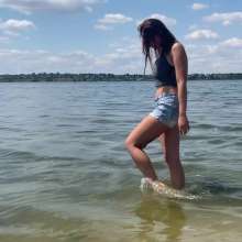 Top Messy Girls: Beach