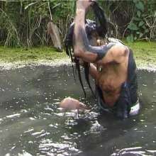 WSMProductions: Dee in Muddy Duck Pond