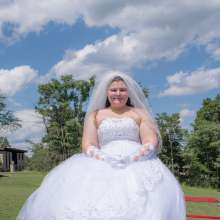 JD and Messy Andi: A Beautiful Bride Gets Dunked!