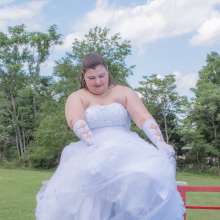 JD and Messy Andi: A Beautiful Bride Gets Dunked!