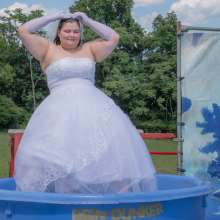 JD and Messy Andi: A Beautiful Bride Gets Dunked!