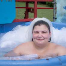 JD and Messy Andi: A Beautiful Bride Gets Dunked!