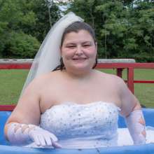 JD and Messy Andi: A Beautiful Bride Gets Dunked!