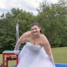 JD and Messy Andi: A Beautiful Bride Gets Dunked!