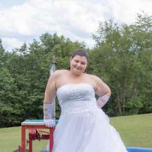 JD and Messy Andi: A Beautiful Bride Gets Dunked!