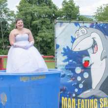 JD and Messy Andi: A Beautiful Bride Gets Dunked!