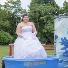 JD and Messy Andi: A Beautiful Bride Gets Dunked!