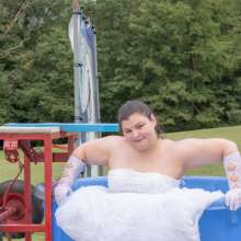 JD and Messy Andi: A Beautiful Bride Gets Dunked!