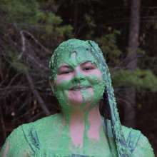JD and Messy Andi: Andi's 80's Outfit Gets Slimed!