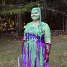 JD and Messy Andi: Andi's 80's Outfit Gets Slimed!
