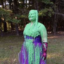 JD and Messy Andi: Andi's 80's Outfit Gets Slimed!