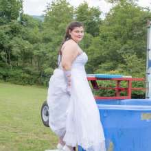 JD and Messy Andi: A Beautiful Bride Gets Dunked!