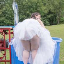 JD and Messy Andi: A Beautiful Bride Gets Dunked!