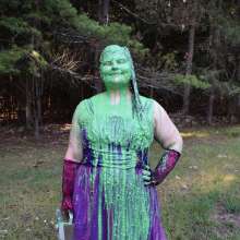 JD and Messy Andi: Andi's 80's Outfit Gets Slimed!