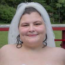 JD and Messy Andi: A Beautiful Bride Gets Dunked!