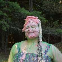 JD and Messy Andi: Andi's 80's Outfit Gets Slimed!