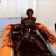 EmoGuyGunge: Emo Guy Gets Treacle and Feathered