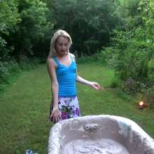dlodoski: Odette, POV in the Mud Tub--Images