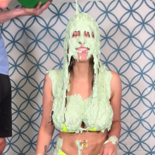 Slimed Models: Nia Goes for the Longest Slimed Models Sliming Record!