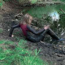 Your Wet Cat: Total Mess in the Swamp, I'm up to My Ears in Mud