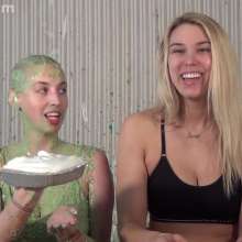 Anglefan: New download: Scarlett and Kat get messy together!